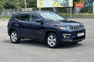 Внедорожник / Кроссовер Jeep Compass 2018 в 