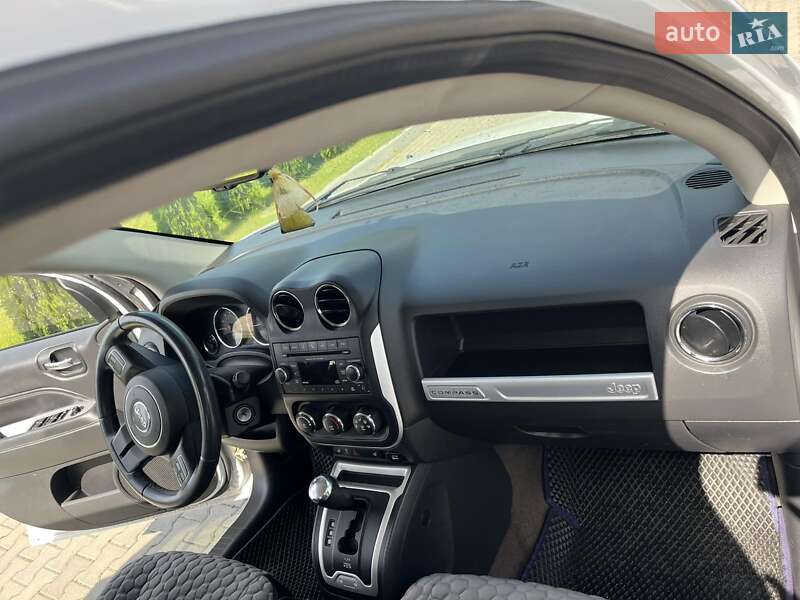 Позашляховик / Кросовер Jeep Compass 2014 в Львові