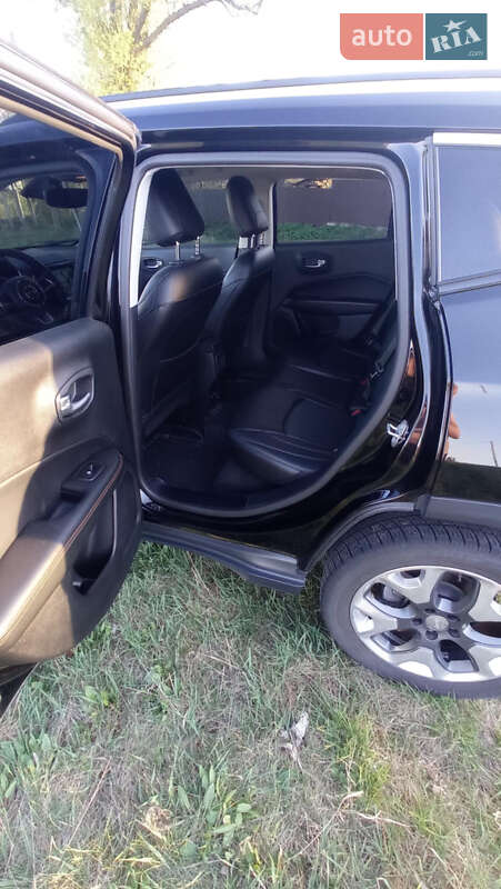 Внедорожник / Кроссовер Jeep Compass 2017 в Житомире