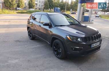 Внедорожник / Кроссовер Jeep Compass 2019 в 