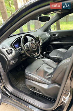 Внедорожник / Кроссовер Jeep Compass 2020 в 