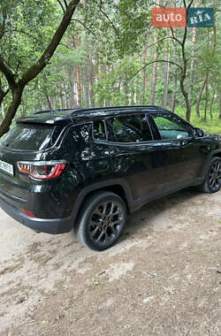 Внедорожник / Кроссовер Jeep Compass 2020 в 