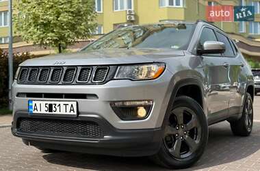 Внедорожник / Кроссовер Jeep Compass 2018 в 