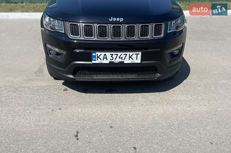 Внедорожник / Кроссовер Jeep Compass 2020 в 