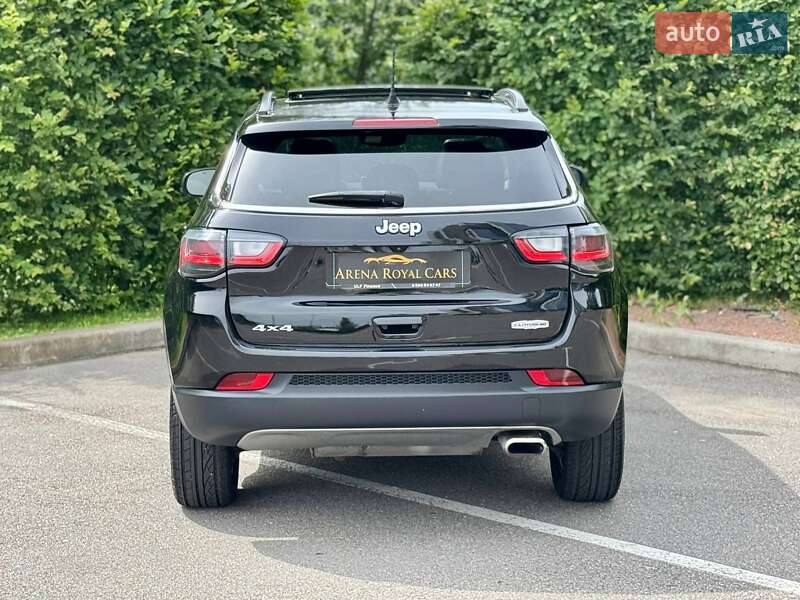 Внедорожник / Кроссовер Jeep Compass 2021 в Киеве