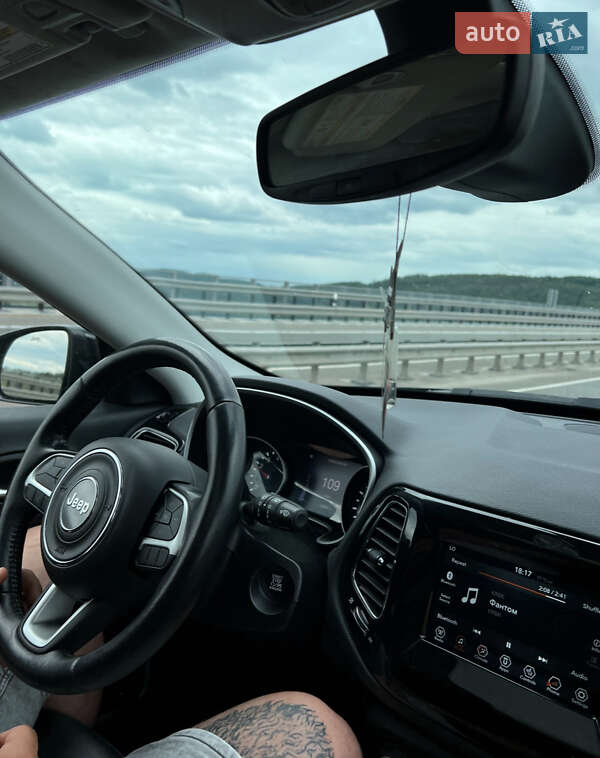 Позашляховик / Кросовер Jeep Compass 2020 в Мурованих Курилівцях