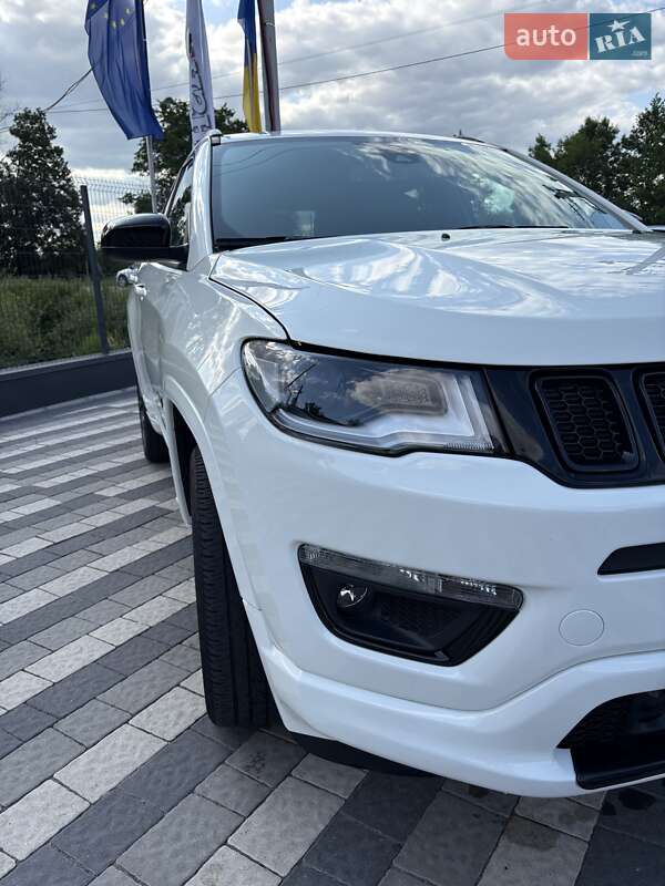 Внедорожник / Кроссовер Jeep Compass 2020 в Львове