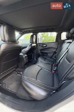 Внедорожник / Кроссовер Jeep Compass 2020 в 