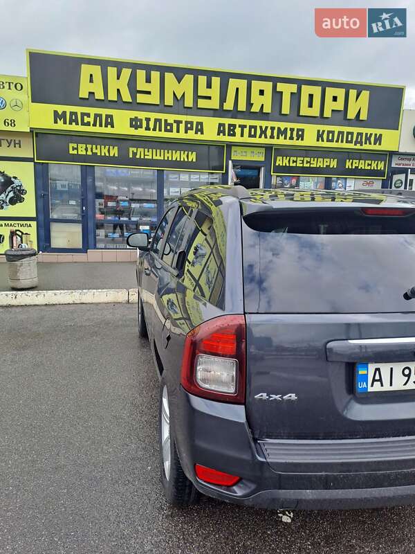 Внедорожник / Кроссовер Jeep Compass 2014 в Киеве