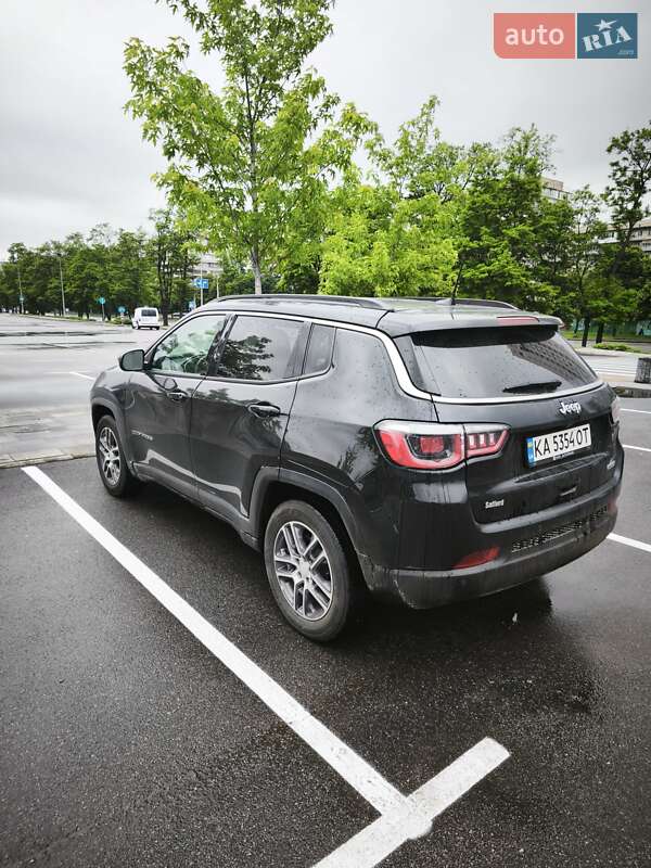 Внедорожник / Кроссовер Jeep Compass 2019 в Киеве