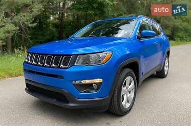 Внедорожник / Кроссовер Jeep Compass 2018 в 