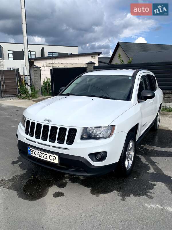 Внедорожник / Кроссовер Jeep Compass 2014 в Нетешине фото 9 Внедорожник / Кроссовер Jeep Compass 2014 в Нетешине