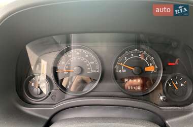 Внедорожник / Кроссовер Jeep Compass 2014 в 