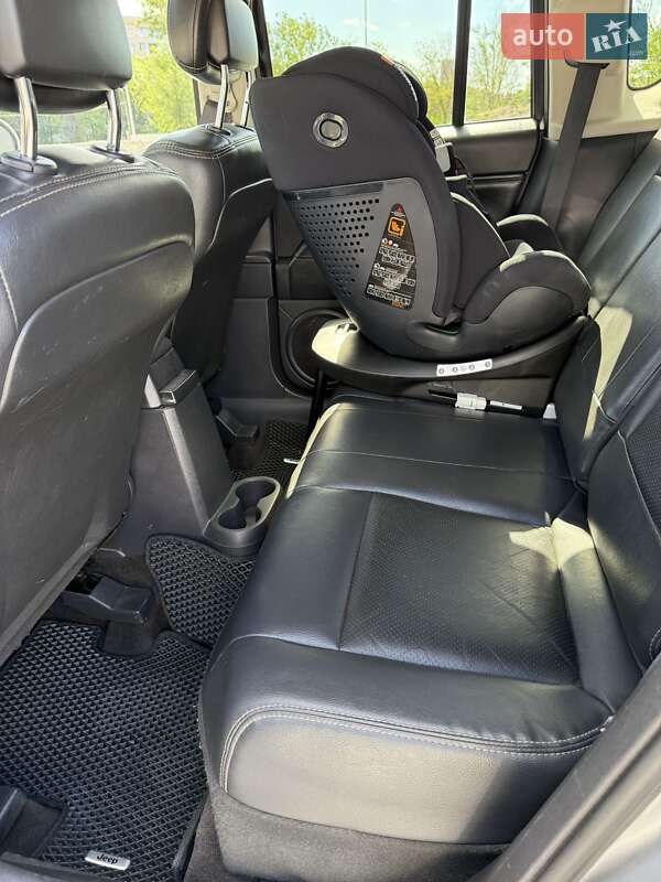Внедорожник / Кроссовер Jeep Compass 2014 в Кривом Роге