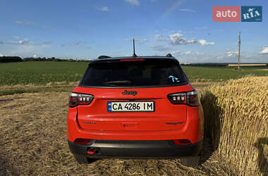 Внедорожник / Кроссовер Jeep Compass 2017 в Смеле