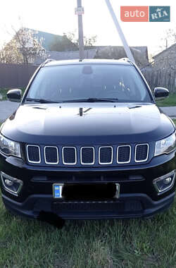 Позашляховик / Кросовер Jeep Compass 2017 в 