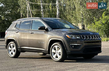 Внедорожник / Кроссовер Jeep Compass 2019 в 