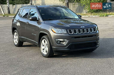 Внедорожник / Кроссовер Jeep Compass 2019 в 