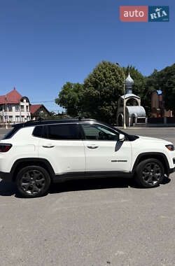 Позашляховик / Кросовер Jeep Compass 2020 в 