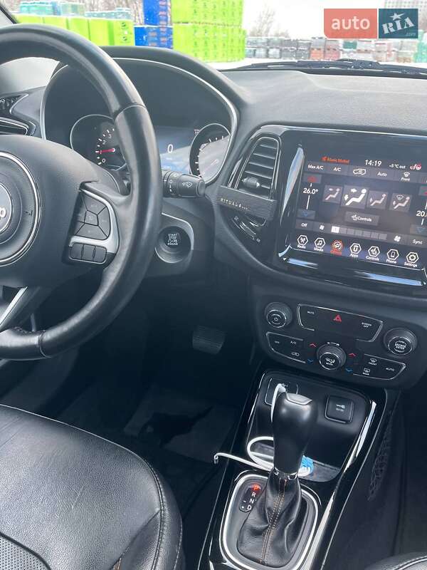 Внедорожник / Кроссовер Jeep Compass 2019 в Киеве