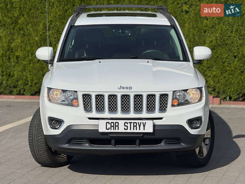 Внедорожник / Кроссовер Jeep Compass 2015 в Стрые
