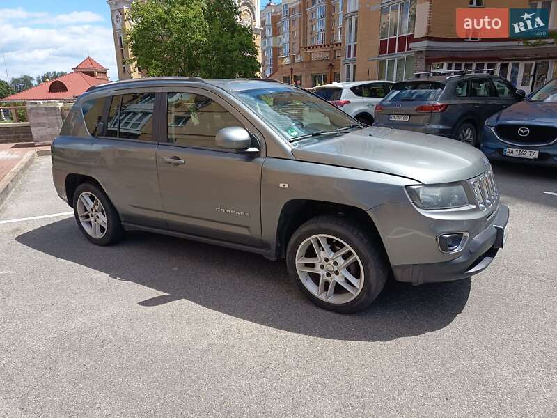 Внедорожник / Кроссовер Jeep Compass 2013 в Киеве фото 7 Внедорожник / Кроссовер Jeep Compass 2013 в Киеве