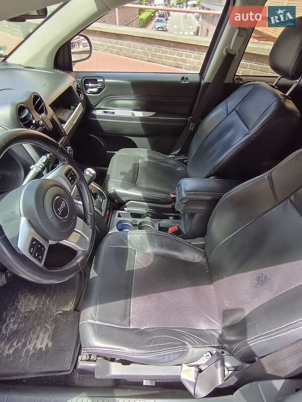Внедорожник / Кроссовер Jeep Compass 2013 в Киеве фото 26 Внедорожник / Кроссовер Jeep Compass 2013 в Киеве