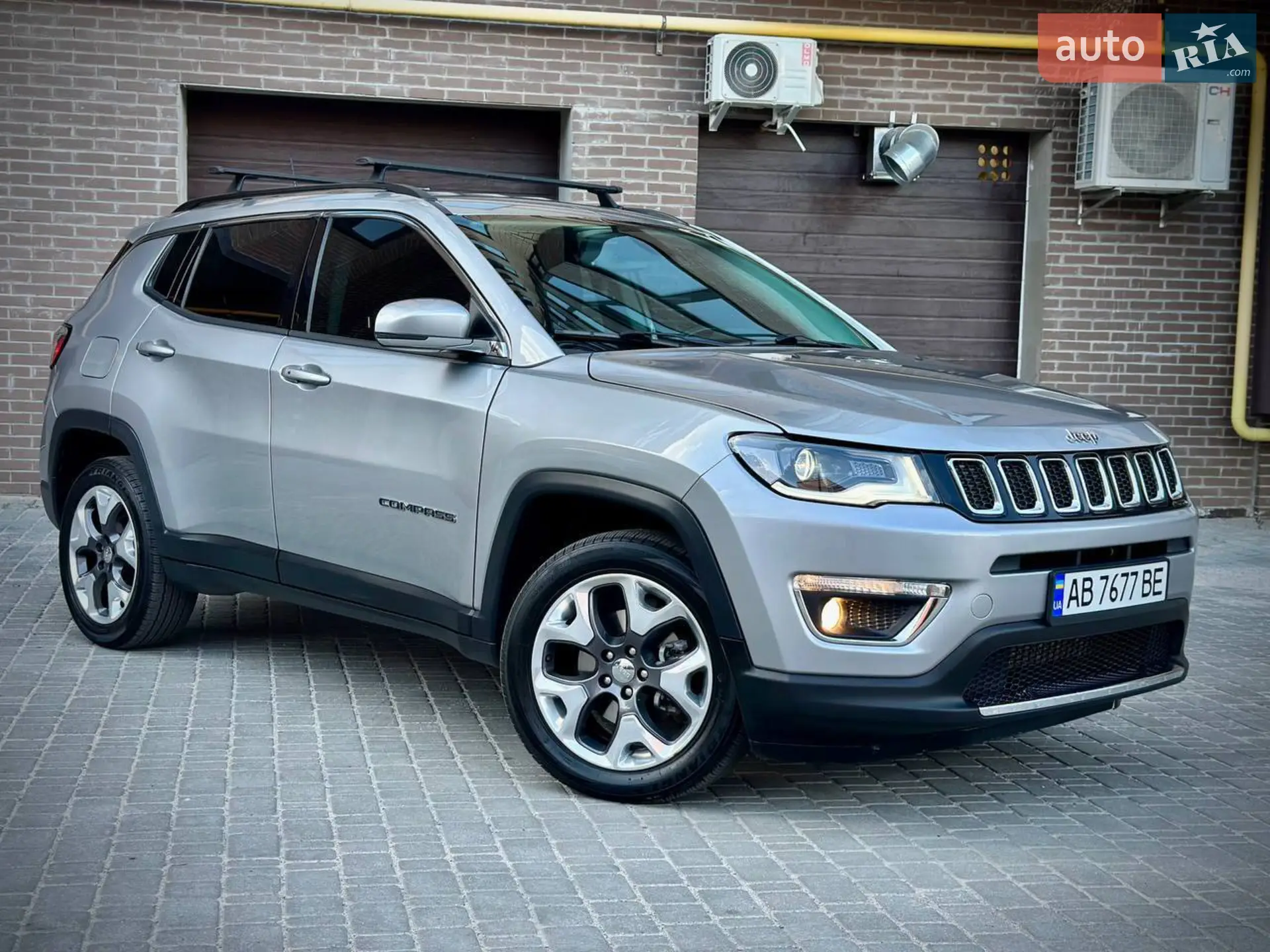 2019 Jeep Compass - мініатюра 2
