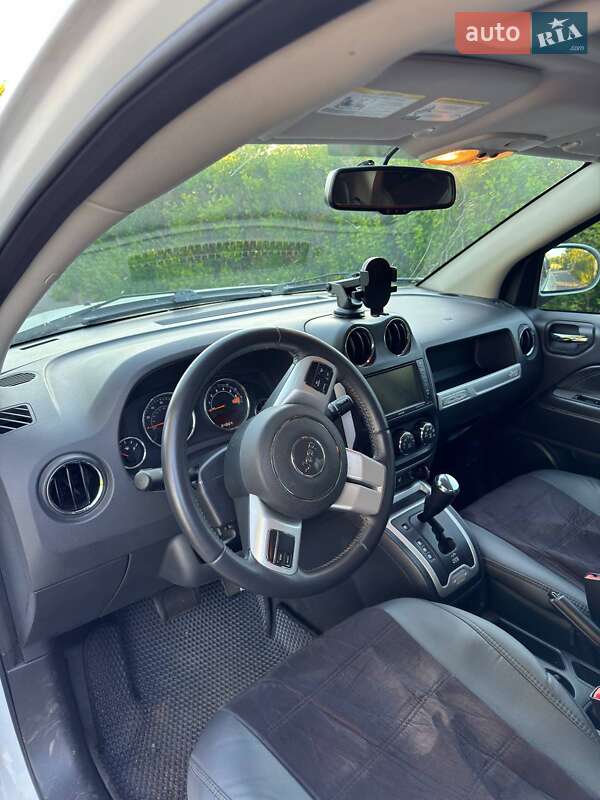 Позашляховик / Кросовер Jeep Compass 2016 в Житомирі фото 5 Позашляховик / Кросовер Jeep Compass 2016 в Житомирі