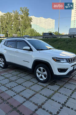 Внедорожник / Кроссовер Jeep Compass 2019 в 