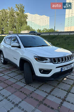 Внедорожник / Кроссовер Jeep Compass 2019 в 