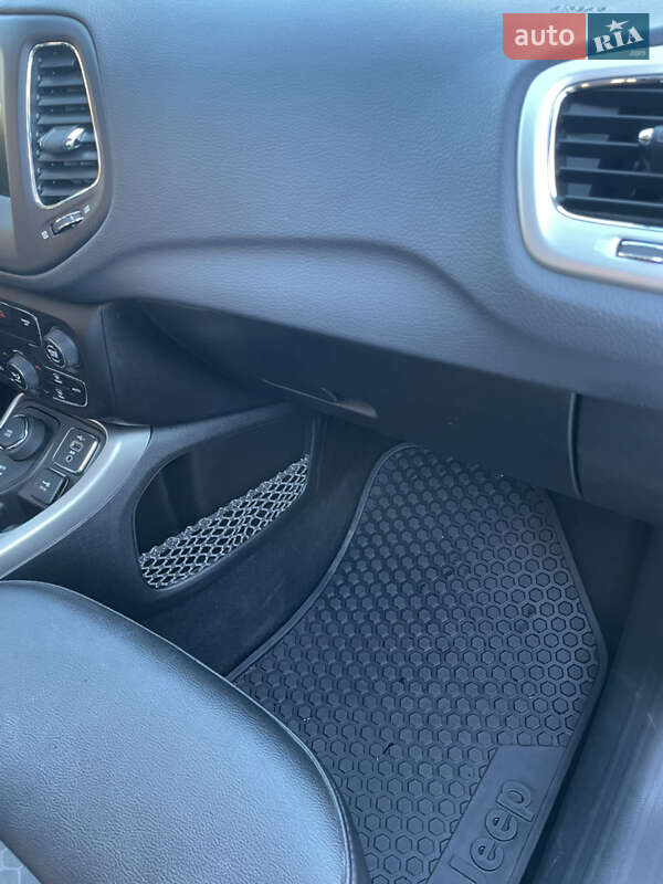 Позашляховик / Кросовер Jeep Compass 2019 в Києві