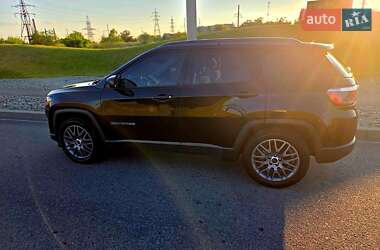 Внедорожник / Кроссовер Jeep Compass 2017 в Днепре