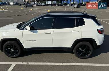 Внедорожник / Кроссовер Jeep Compass 2019 в Киеве