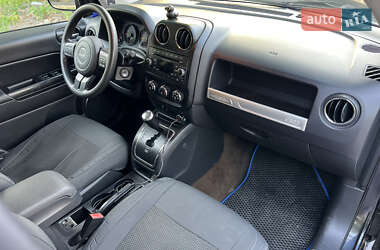 Внедорожник / Кроссовер Jeep Compass 2015 в 