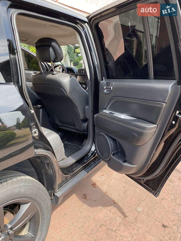 Внедорожник / Кроссовер Jeep Compass 2014 в Стрые
