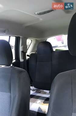 Внедорожник / Кроссовер Jeep Compass 2013 в 