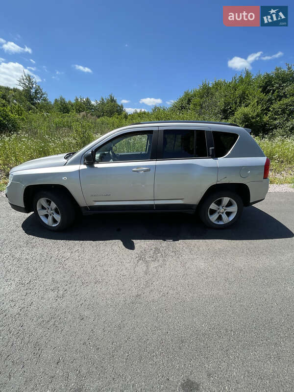 Внедорожник / Кроссовер Jeep Compass 2011 в Львове