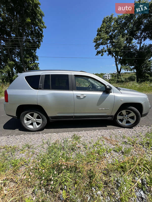 Внедорожник / Кроссовер Jeep Compass 2011 в Львове