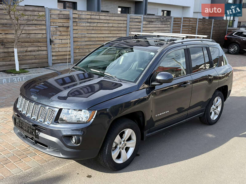 Внедорожник / Кроссовер Jeep Compass 2014 в Киеве