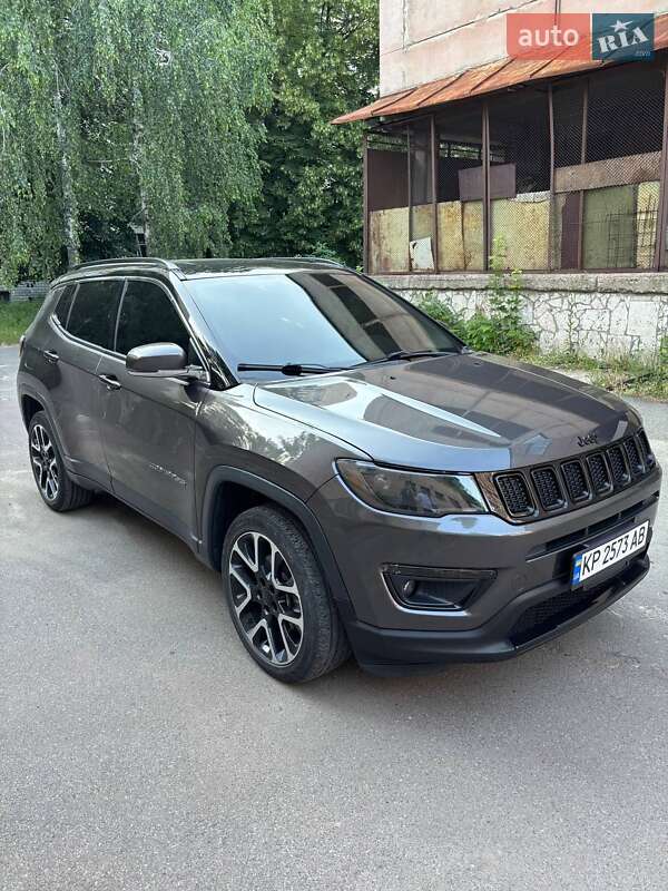 Внедорожник / Кроссовер Jeep Compass 2019 в Киеве