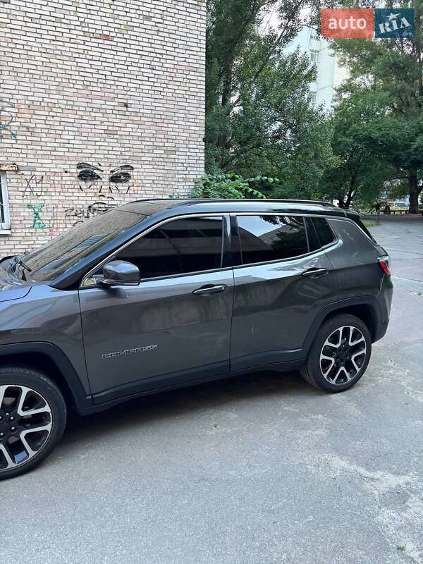 Внедорожник / Кроссовер Jeep Compass 2019 в Киеве