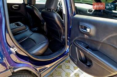 Внедорожник / Кроссовер Jeep Compass 2018 в 