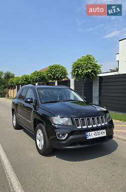 Внедорожник / Кроссовер Jeep Compass 2015 в 
