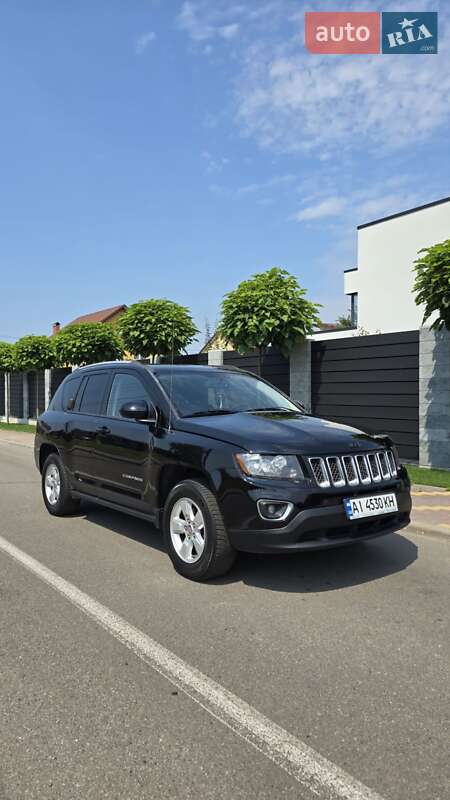 Внедорожник / Кроссовер Jeep Compass 2015 в Киеве
