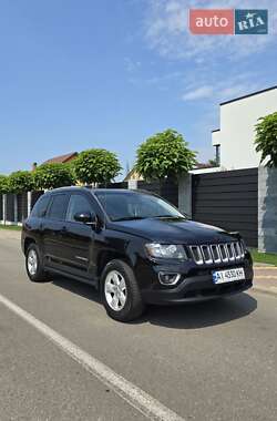 Внедорожник / Кроссовер Jeep Compass 2015 в 