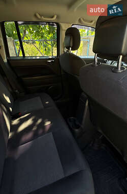 Внедорожник / Кроссовер Jeep Compass 2011 в 