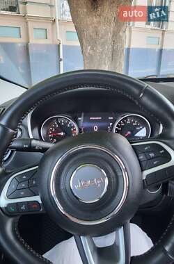 Внедорожник / Кроссовер Jeep Compass 2020 в 