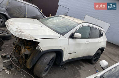 Внедорожник / Кроссовер Jeep Compass 2018 в 