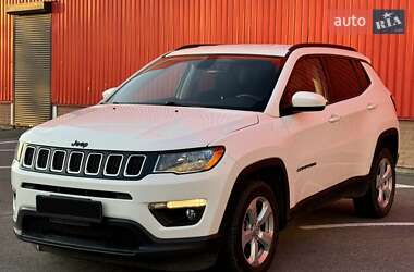 Внедорожник / Кроссовер Jeep Compass 2017 в 